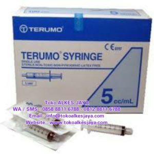 Terumo Syringe 5ml / Tabung Jarum 5ml with Needle