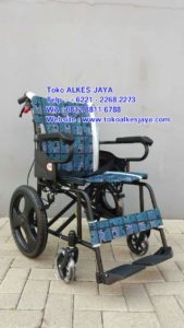 Kursi Roda Travel Avico 871 Black Steel